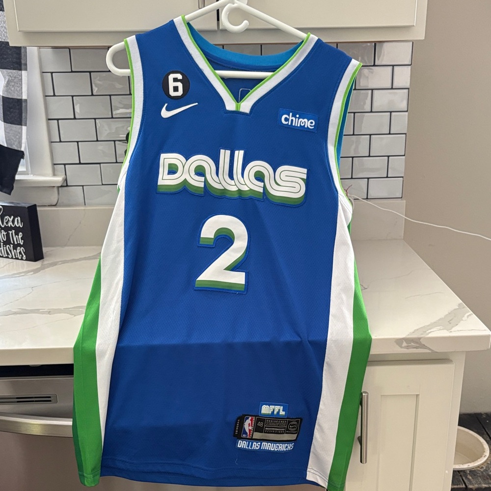 Kyrie Irving Dallas jersey